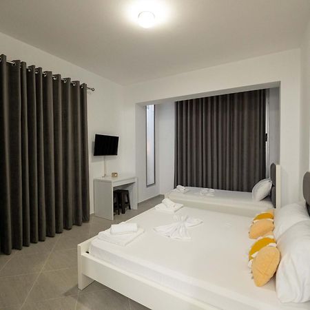 Vila Amare Sarandë 外观 照片