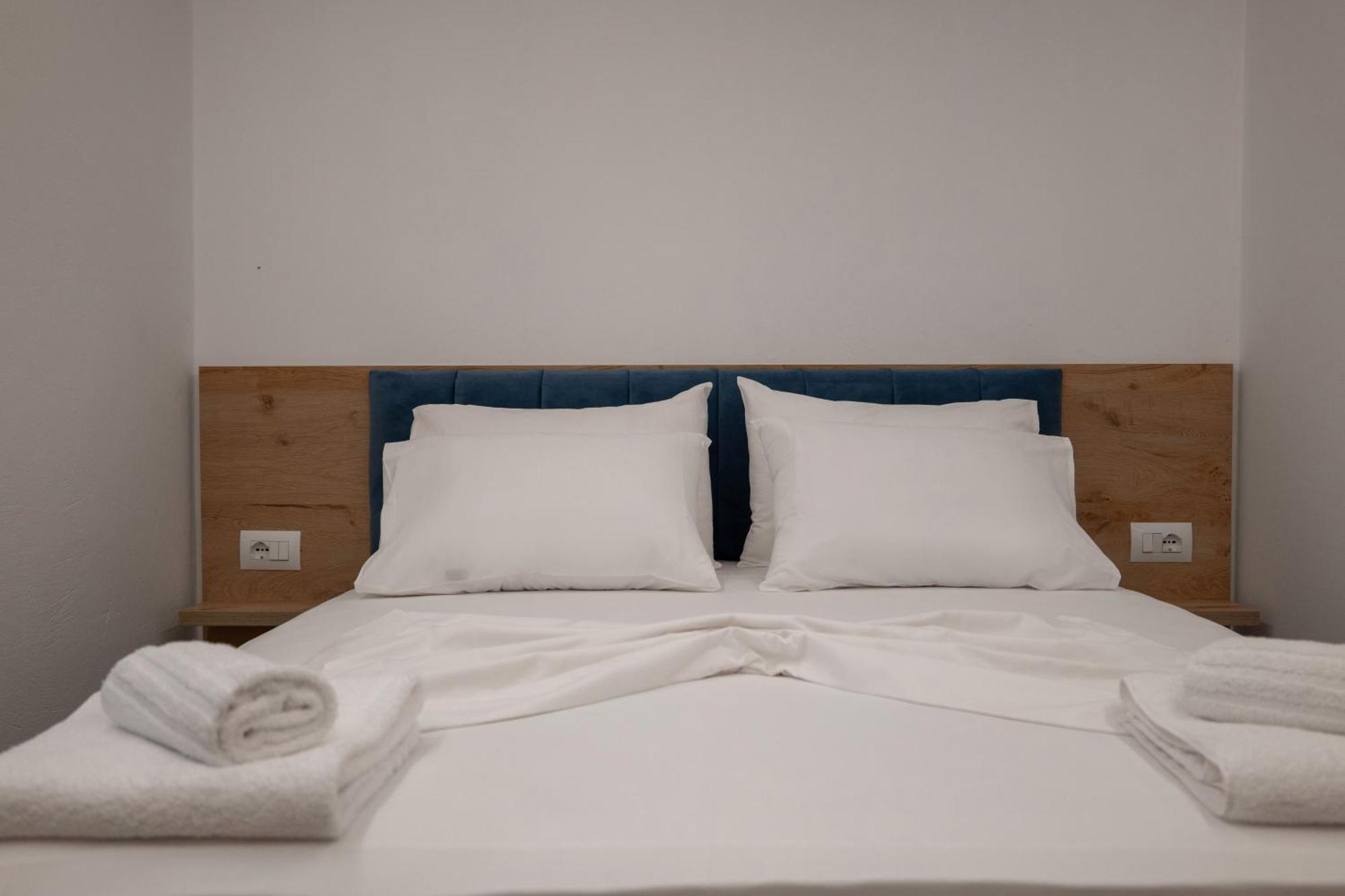 Vila Amare Sarandë 外观 照片