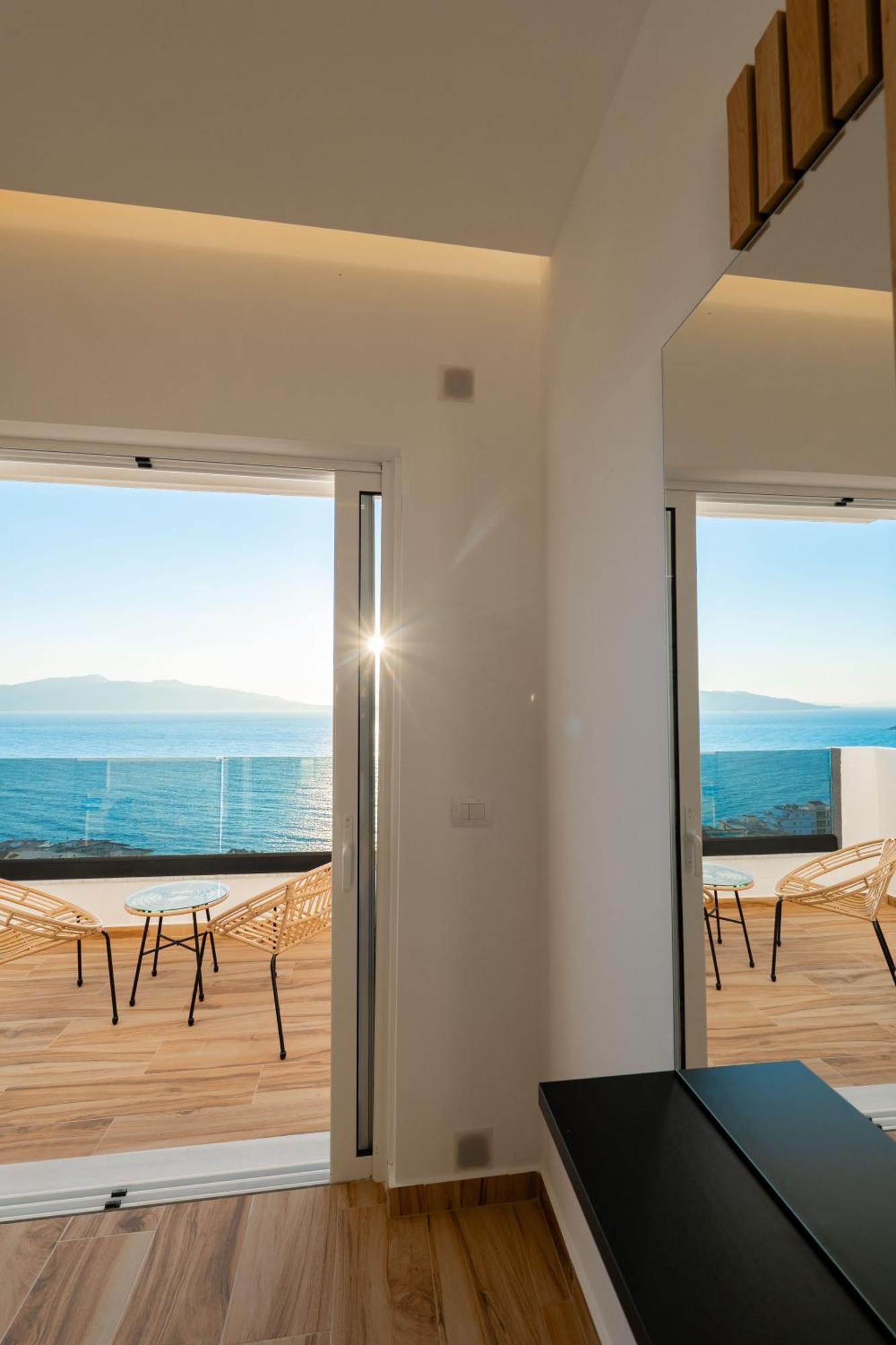 Vila Amare Sarandë 外观 照片